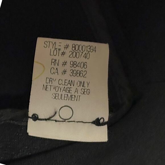 Theory Classic Wool Skirt - Size 8 - Black - Knee Length - Nearly New - Picture 5 of 11